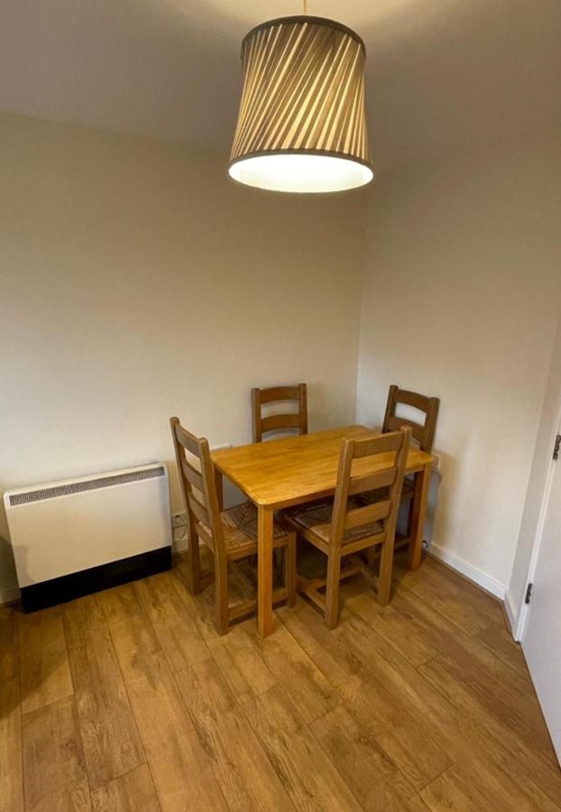 One Bedroom With Great City Views Londen Buitenkant foto