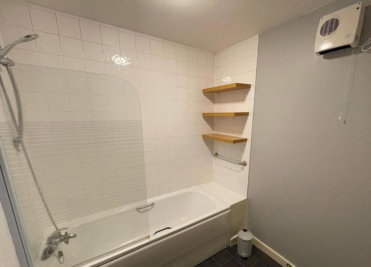 One Bedroom With Great City Views Londen Buitenkant foto